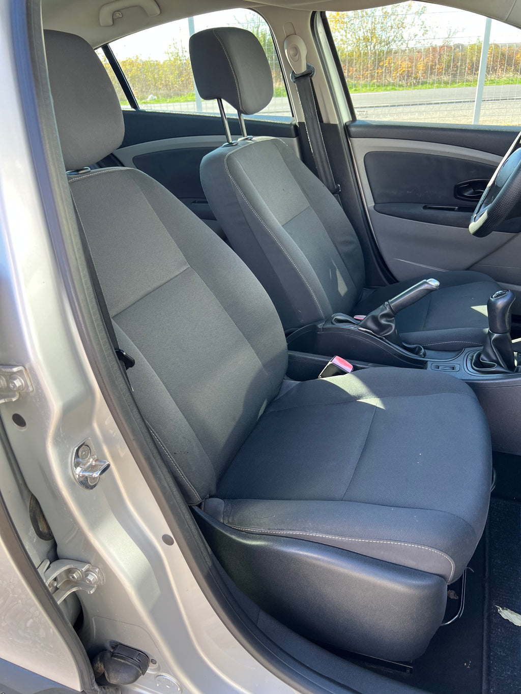 Renault Fluence 1.6MPI 2011