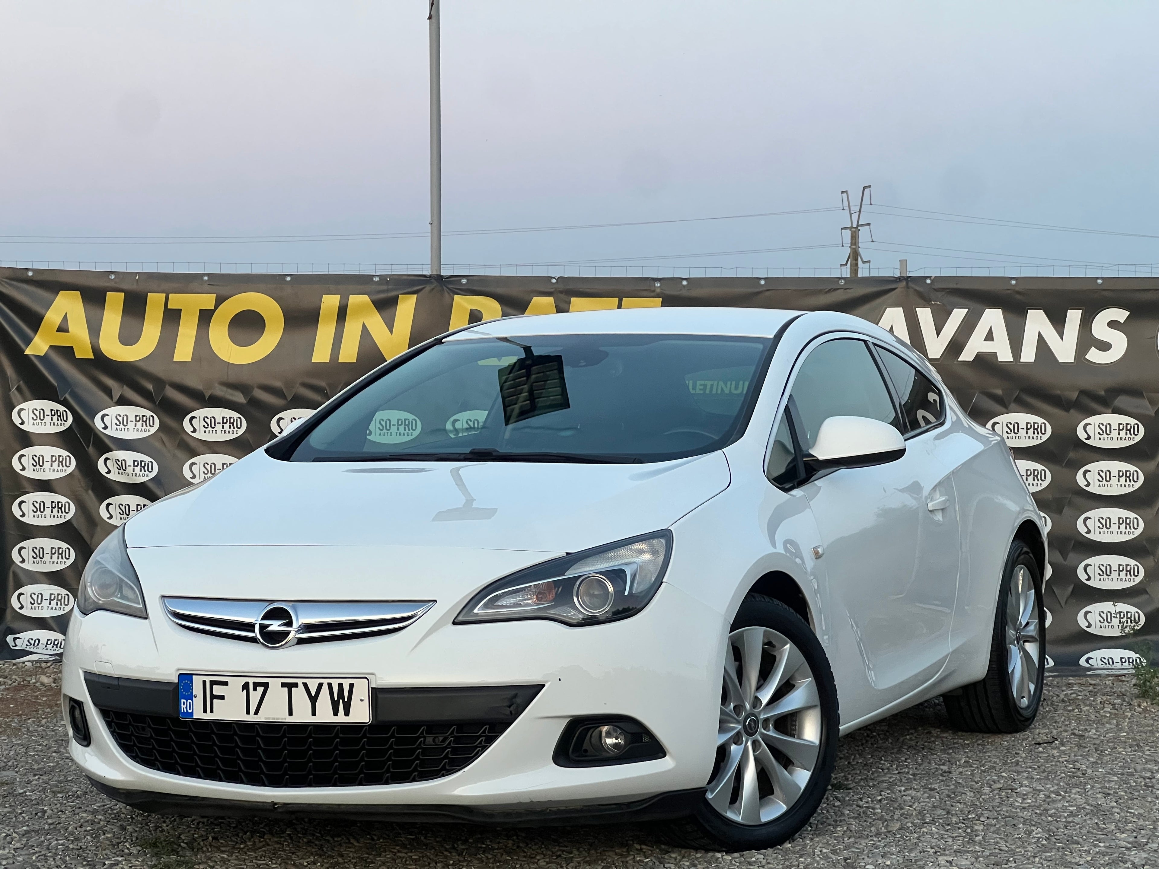 Opel Astra J GTC 2013 1.7CRDI