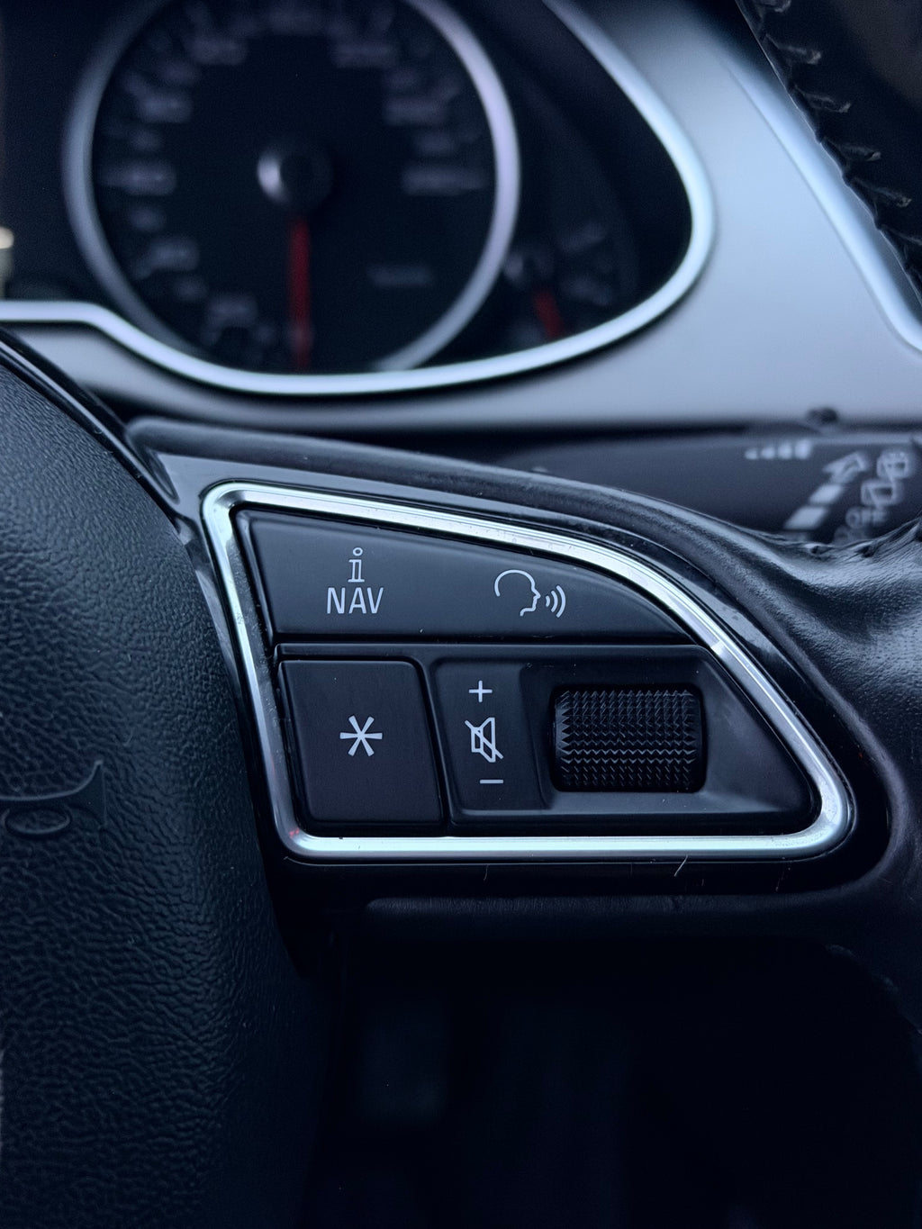 Audi A4 2013 Automat 1.8 GPL