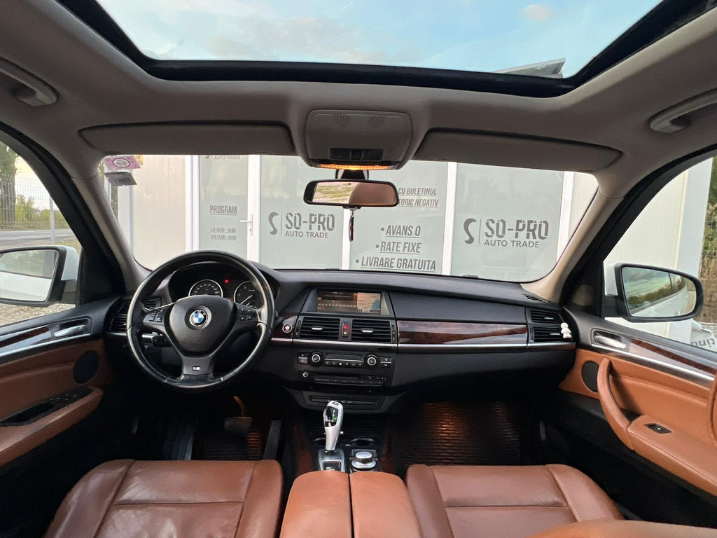 BMW X5 E70 3.0D xDrive 235CP • 2009
