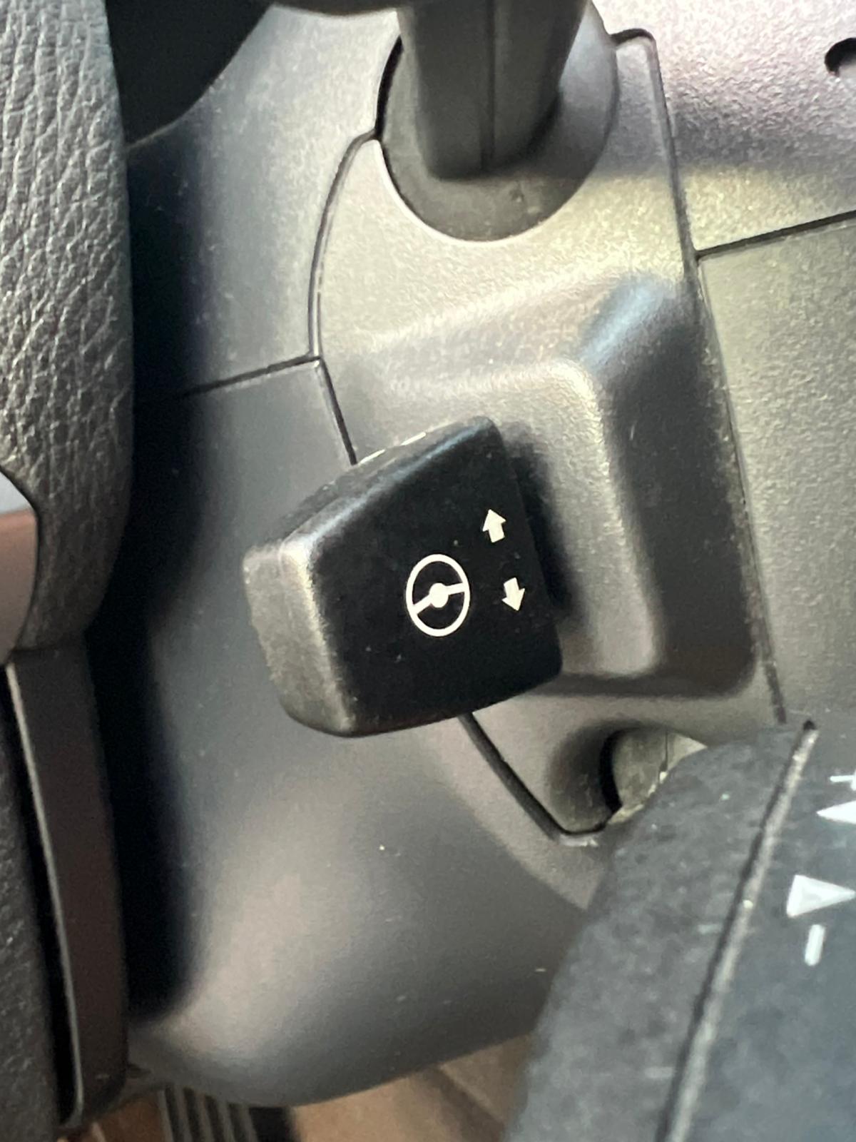 BMW X5 E70 3.0D xDrive 235CP • 2009