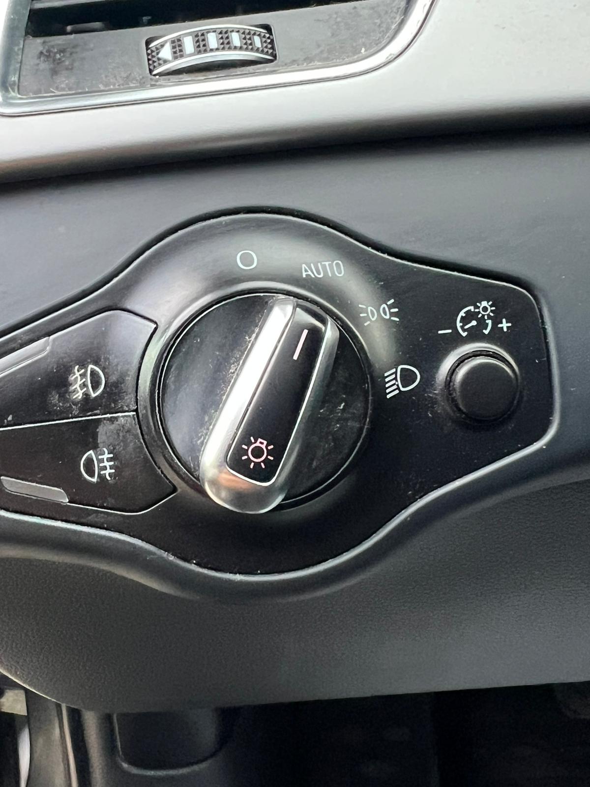 Audi A4 2013 2.0TDI 140CP